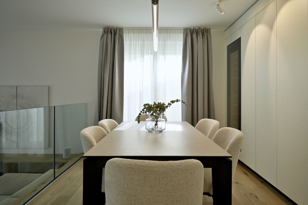 Moderne neu gebaute Villa - Bild 9