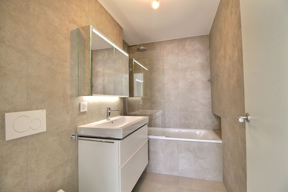 Magnifiques appartements neufs de 4.5 pièces à Lentigny - Salle de bain