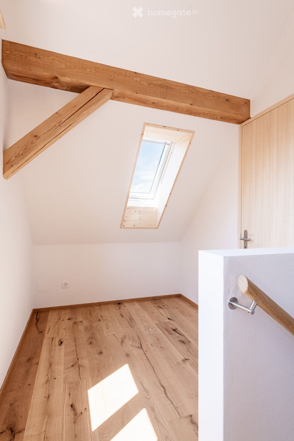 Sonnige und grosszügige 3.5-Zimmer-Wohnung im charmanten Altbau - Bild 7