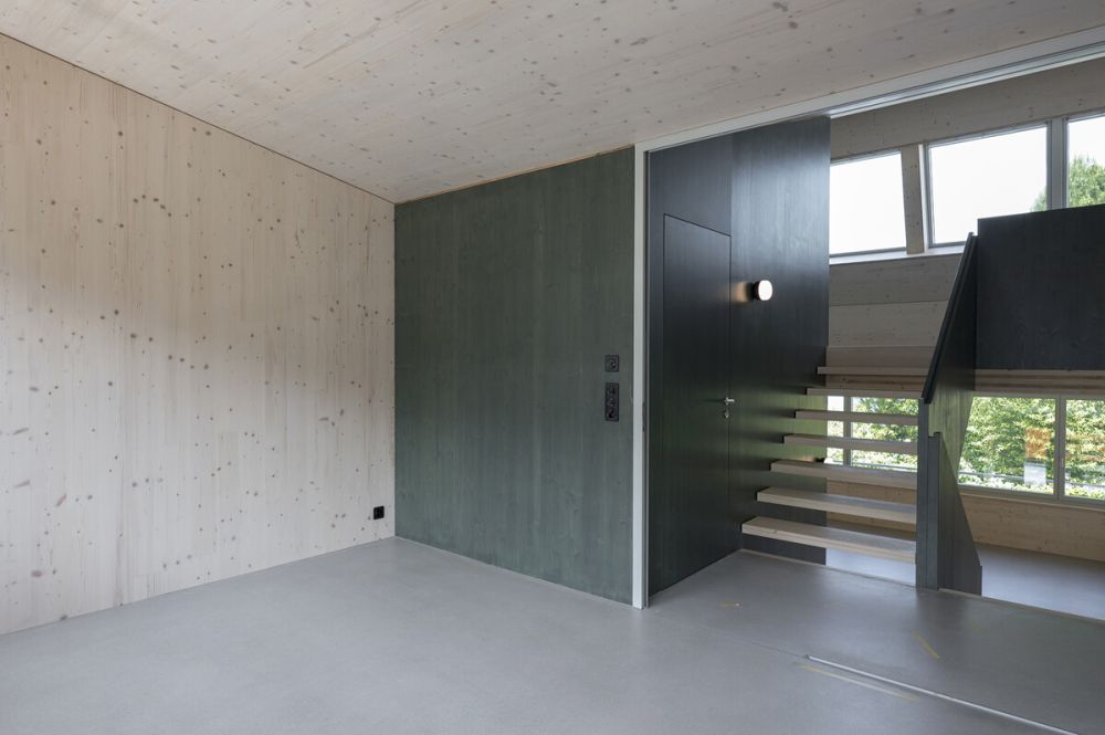 Erstvermietung: Atelier-Reihenhaus im Garten an sonniger ruhiger Lage - 42a_DSC5353