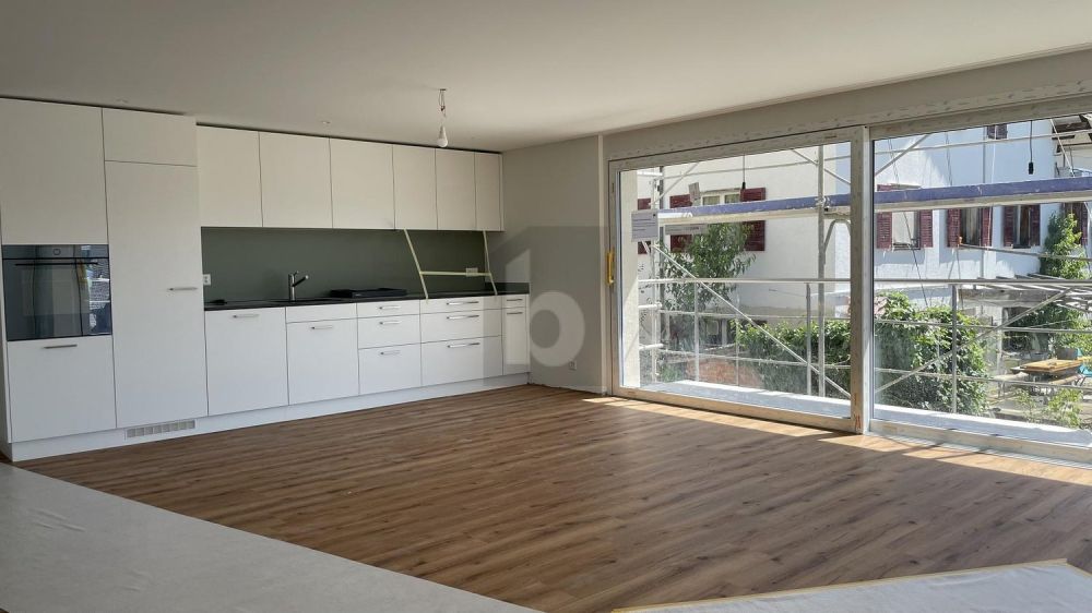 MIT WEITBLICK UND EIGENEM WASCHTURM - Bild 1
