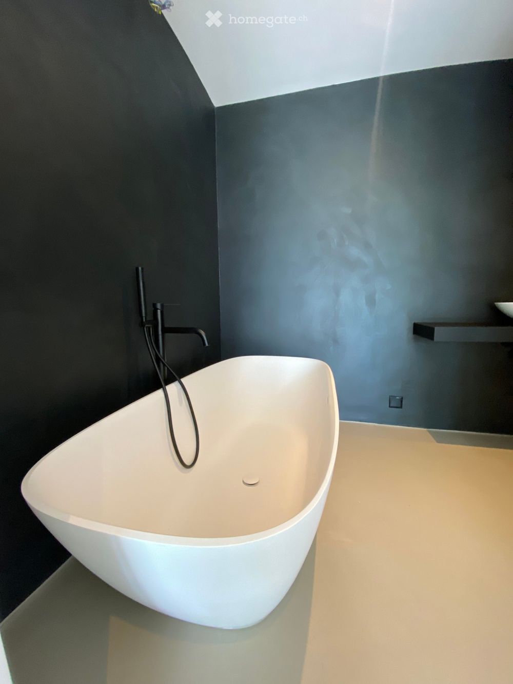 Exklusive 2.5-Zimmer-Neubauwohnung mit Seesicht und grosser Loggia in Uetikon am See - Bild 3