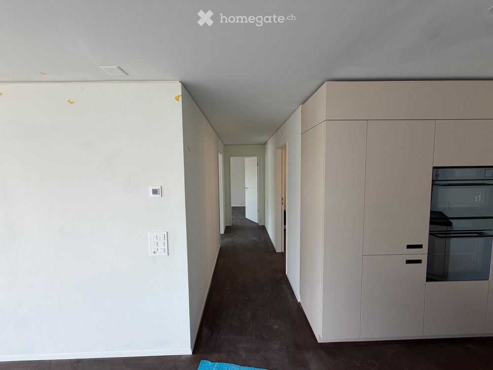 Moderne 4.5-Zimmer-Wohnung im 23. Stock mit atemberaubendem Ausblick auf See und Alpenpanorama - Bild 7