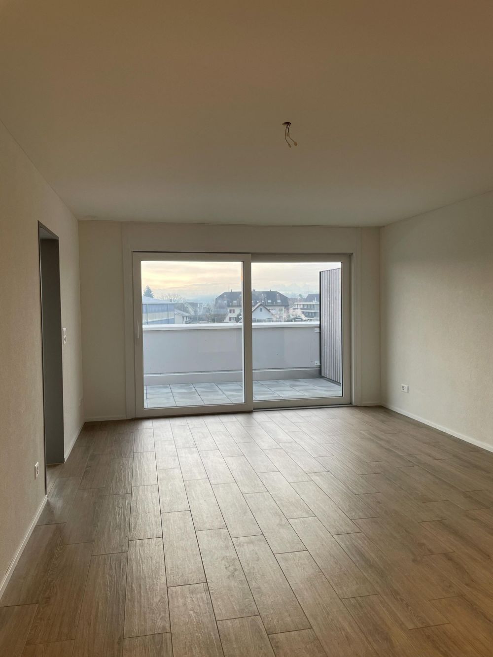 Neubau - Erstbezug in topmoderne, lichtdurchflutete Attika-Wohnung - Bild 12