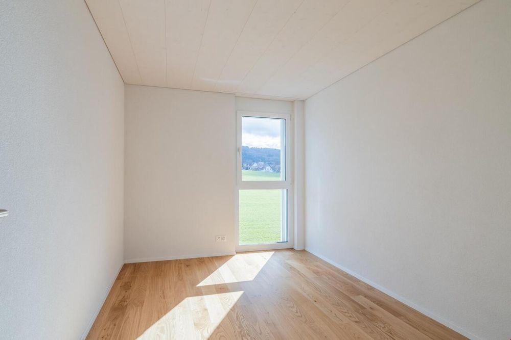 3.5-Zimmer-Neubauwohnung mit Charme und traumhafter Aussicht - Das Foto zeigt eine vergleichbare Wohnung und dient nur zur Veranschaulichung.