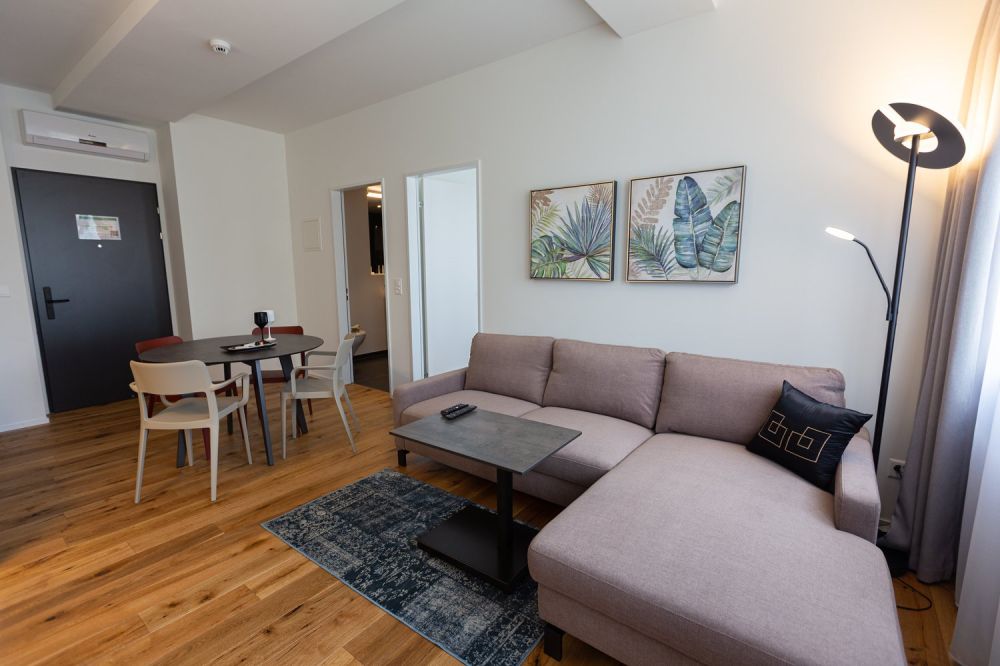 Möblierte 2.5-Zimmer-Wohnung mit Service - Gümligen bei Bern - Bild 2