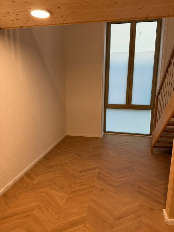 Magnifique studio en duplex en plein centre-ville de Delémont - Bild 4