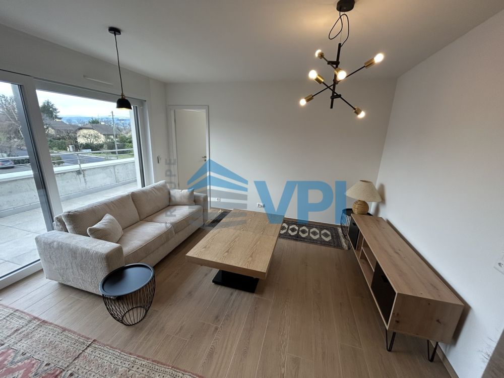 Magnifique 2.5 pièces meublé attique à Corsier Village - Bild 3