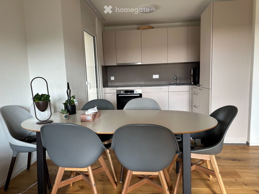 Nachmiete moderne 3,5 Zimmer Wohnung in Niederuzwil - Bild 2