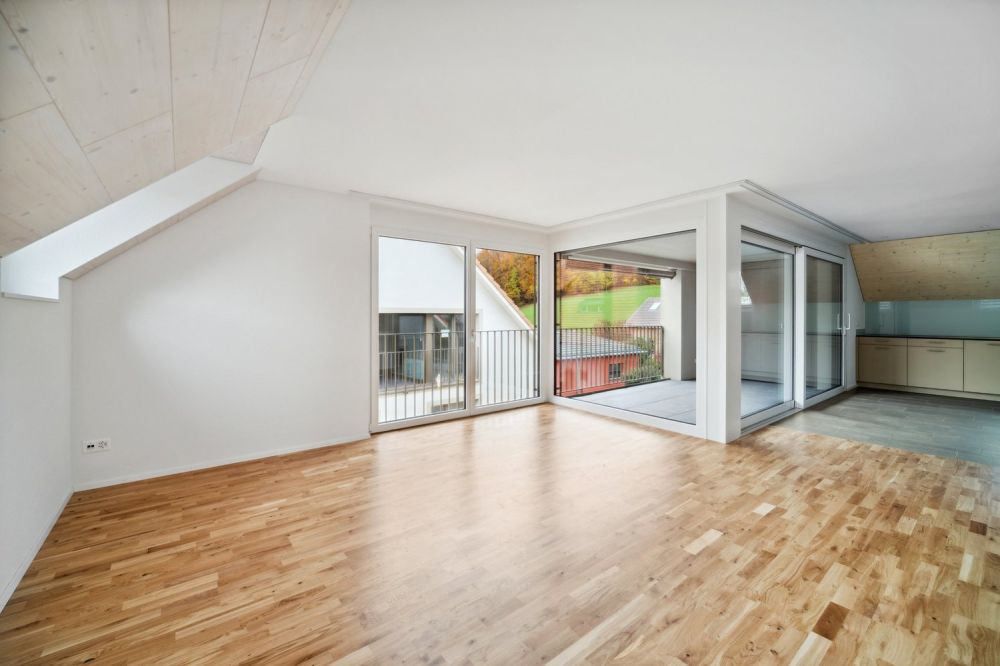 Moderne 4.5-Zimmer-Maisonette-Wohnung - Bild 4