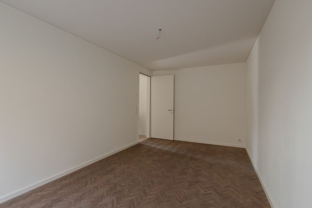 Exklusive 3.5 Zimmerwohnung (100m²) mit 43m² Aussenfläche nahe Zürich - Bild 12