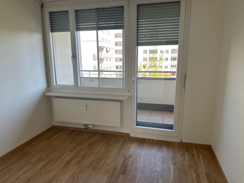 Erstvermietung: Frisch renovierte 6.5-Zimmer-Maisonettewohnung mit zwei Terrassen - Bild 11