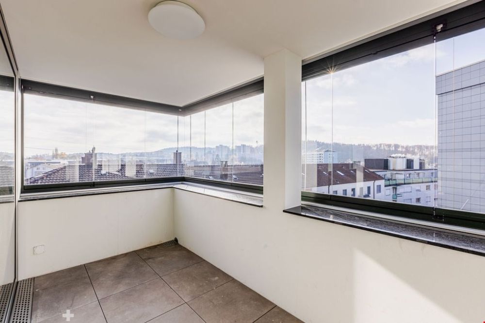 Einzigartige 3.5-Zimmerwohnung mit Loggia und privater Terrasse - Bild 7