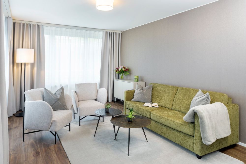 2-Zimmer Apartment Suite möbiliert in Cham (Zug), Papieri-Areal - Bild 1