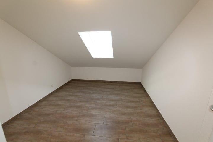 3.5 Zi-Wohnung mit Balkon und Eigenen Waschturm - Bild 9