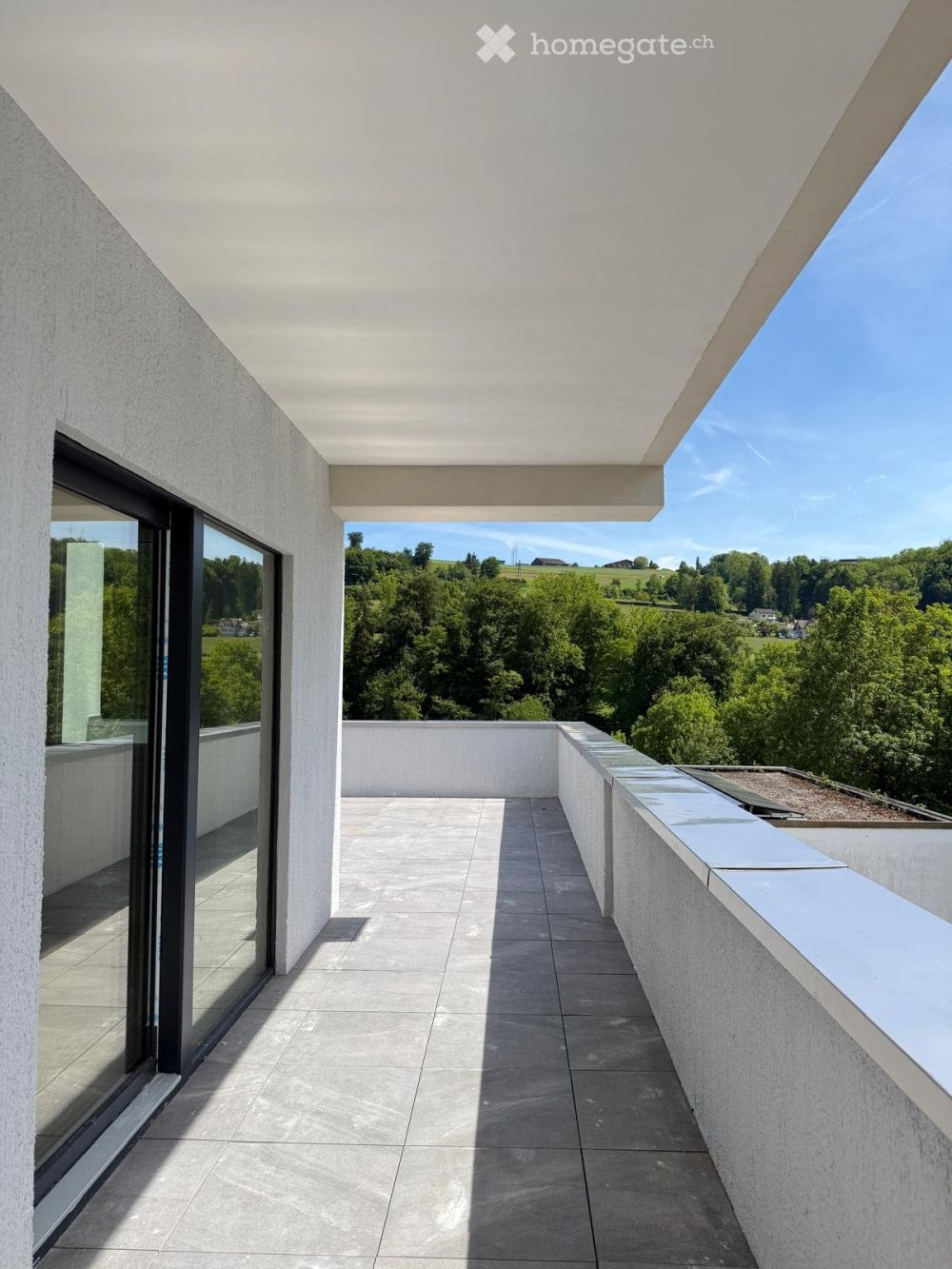 Moderne möblierte 5-Einzelzimmer-Wohnung im Neubau mit Terrasse & Lift - Bild 9