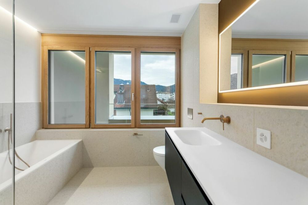 Neubau-Villa in Unterägeri zur Miete - Whirlpool, Dachterrasse & Lift - Bild 10