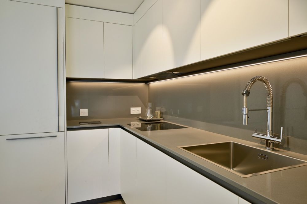 Moderne neu gebaute Villa - Bild 12