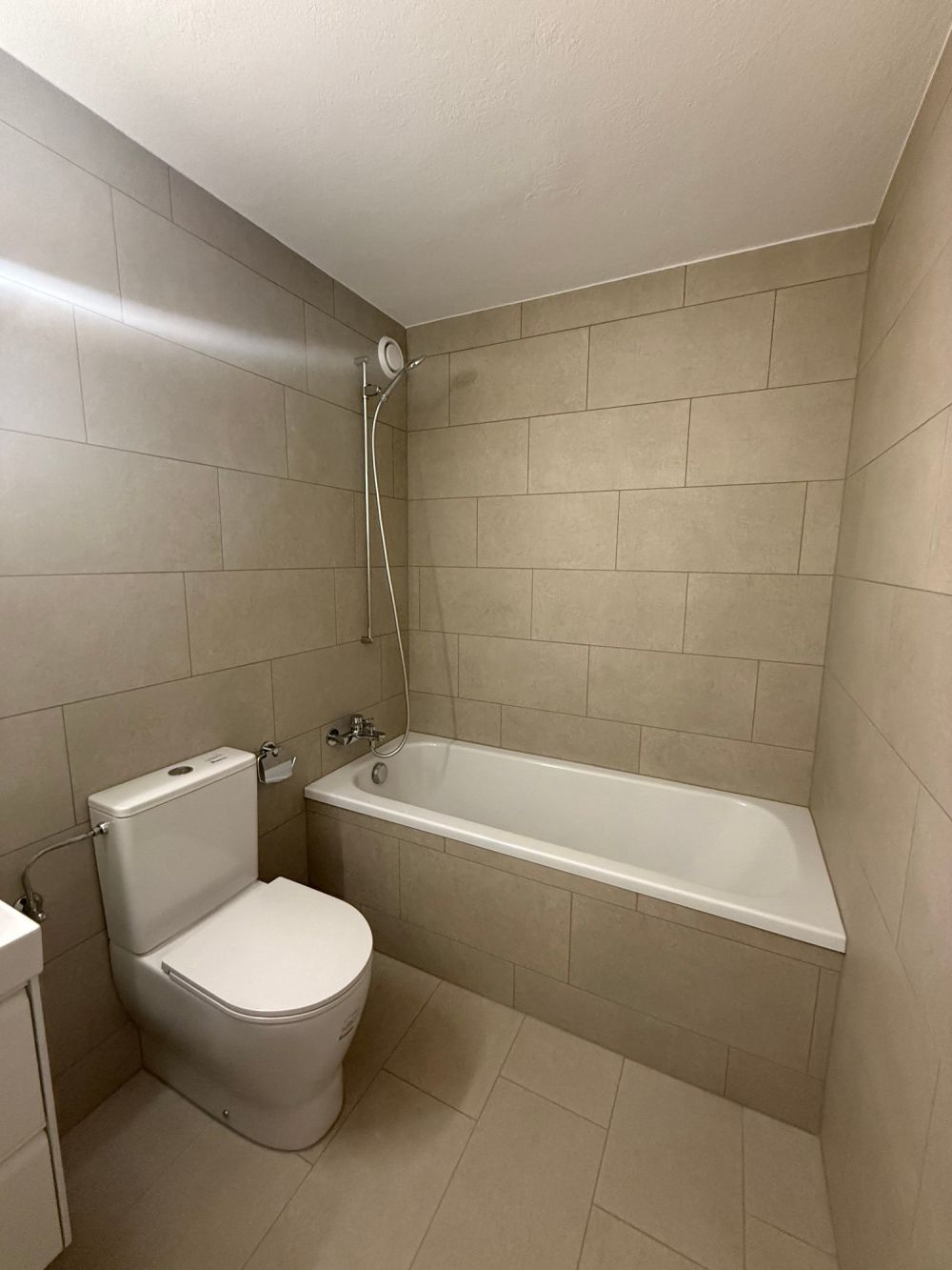 Erstvermietung nach Sanierung – moderne 2.5-Zimmer-Wohnung mit Balkon - Bild 8