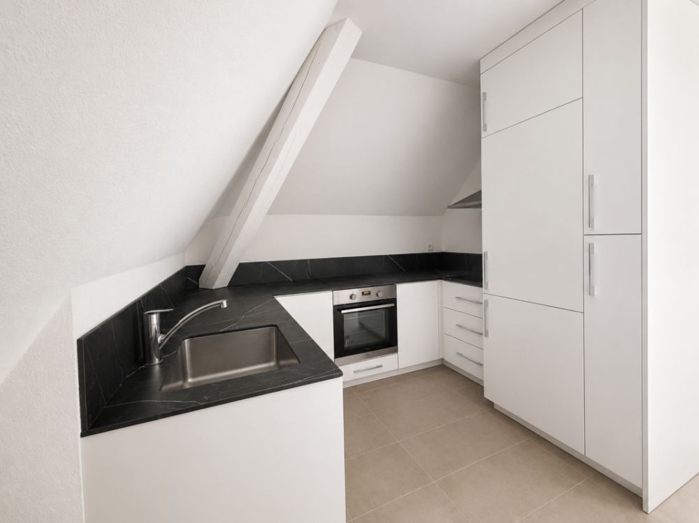 Charmante 2 Zimmer Wohnung im DG - Erstbezug nach Sanierung - Bild 3