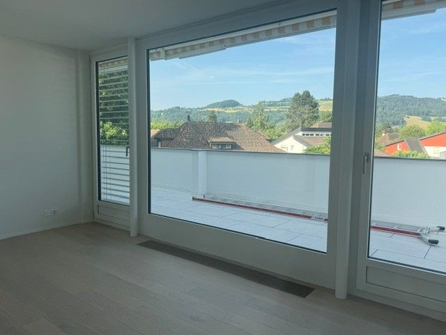 Erstbezug in schön sanierte 4 ½ Zimmer Wohnung in 3-Parteienhaus - Bild 12