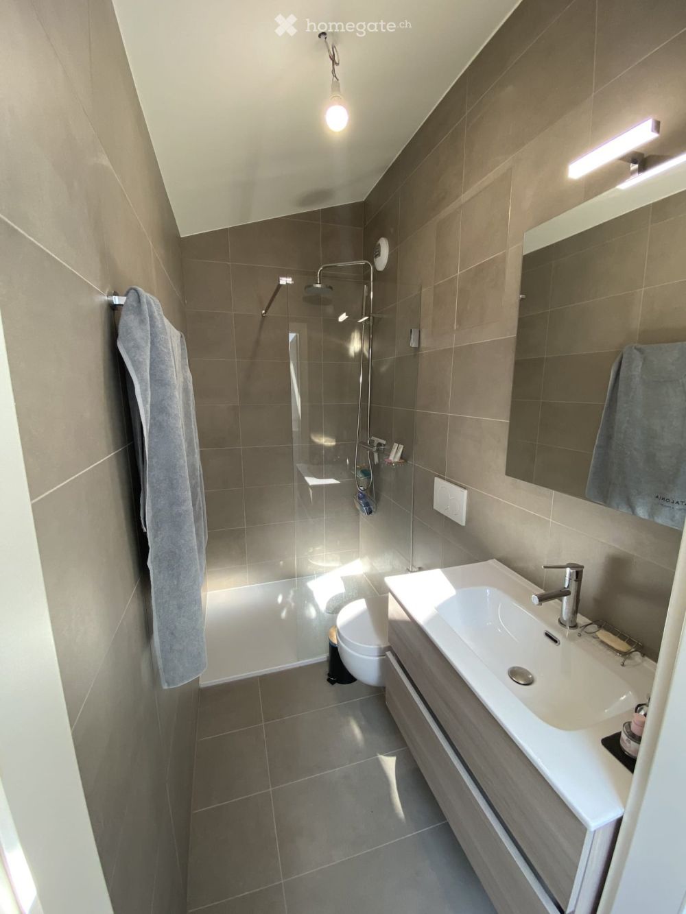 Maison de ville unique située dans une charmante cour intérieure du vieux Carouge - Bild 5