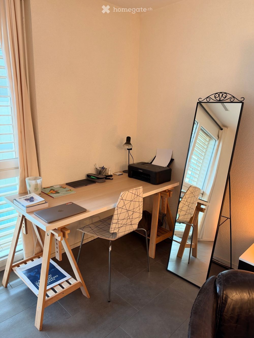 Grand studio meublé de 47m2 et équipé à côté du M2 Fourmi (proche EHL). - Bild 3