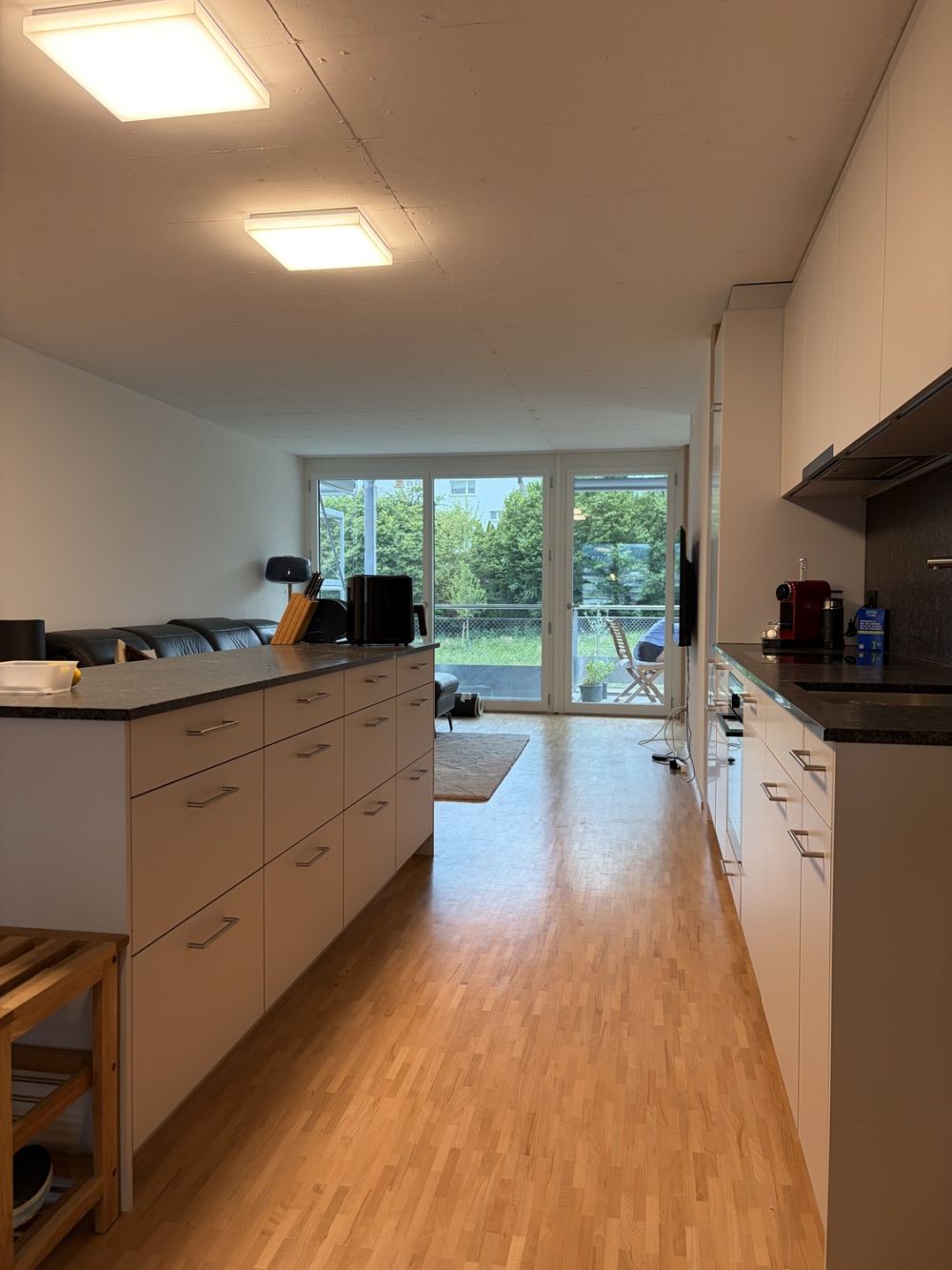 Attraktive Wohnung in Wetzikon ZH  Bahnhofsnähe - Küche mit Kücheninsel