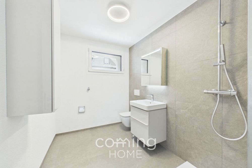 Erstbezug: zentrale 4.5 Zimmer Mietwohnung in Naters mit Balkonen - Bild 7