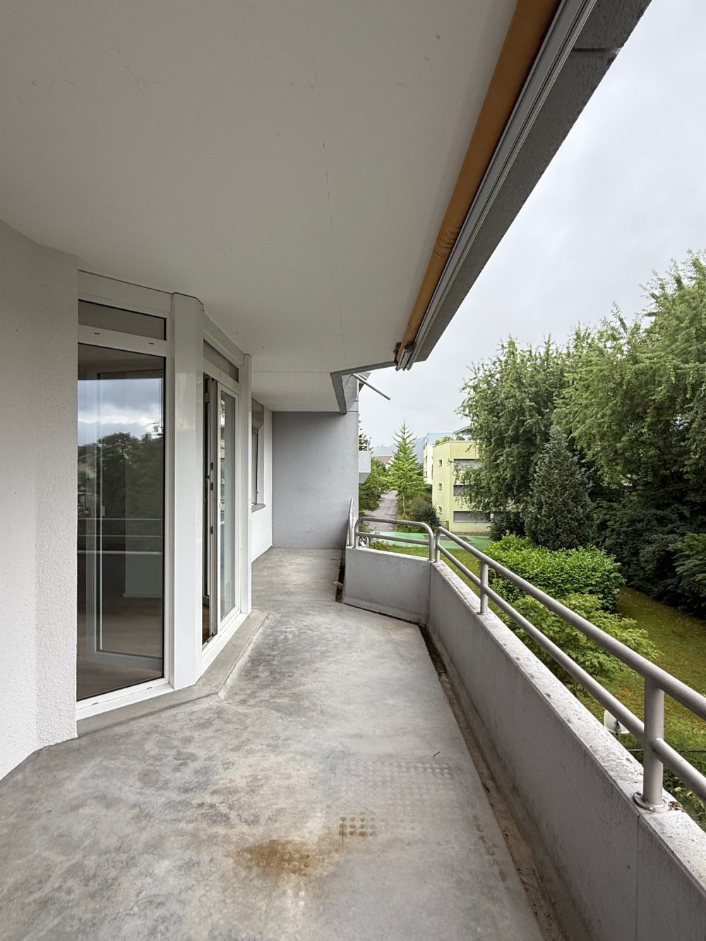 ERSTVERMIETUNG nach Sanierung: 4.5-Zi-Wohnung mit Balkon im Eigentumsstandart - Bild 10