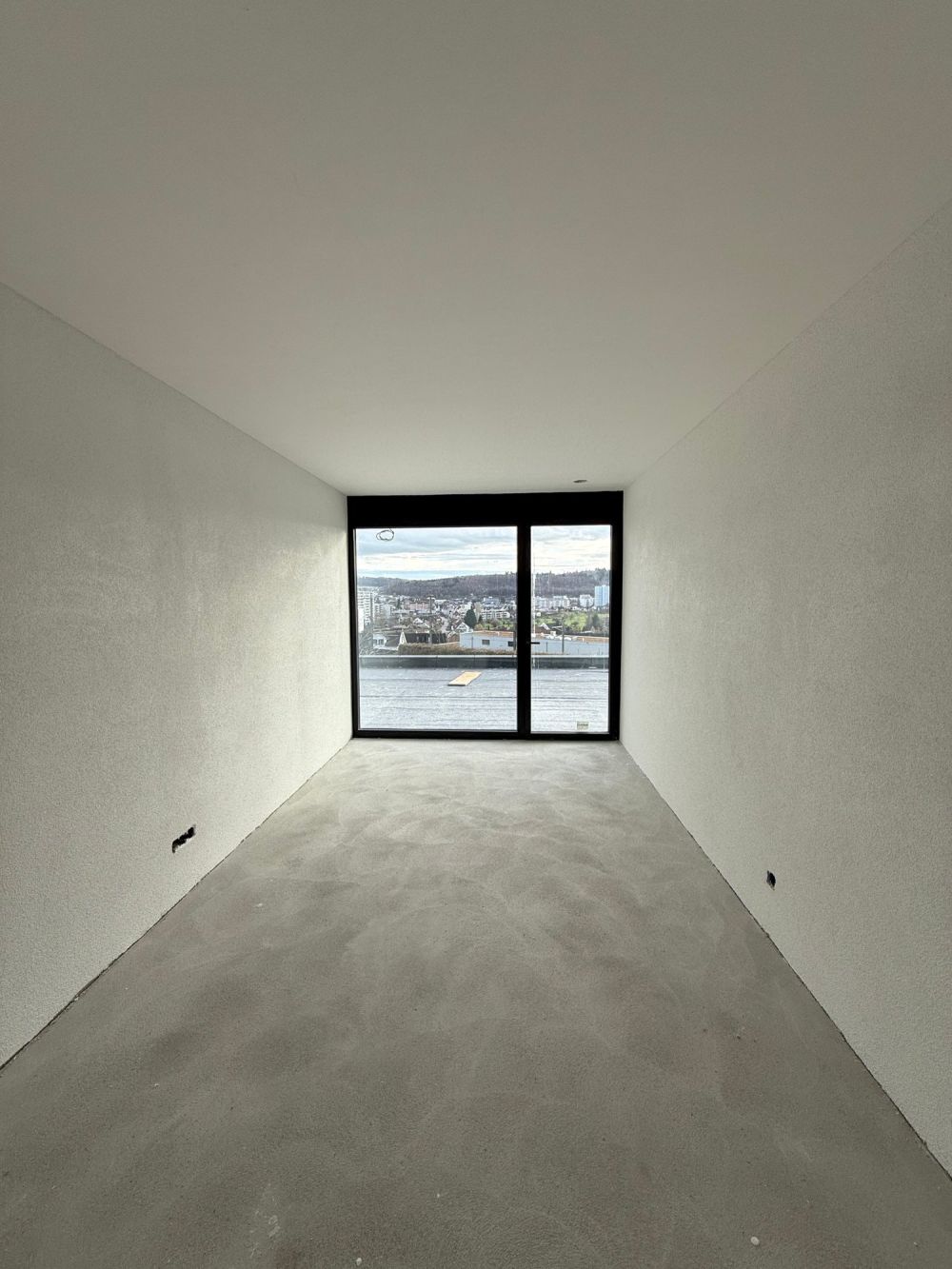 Neubau 4.5-Zi.-Wohnung mit 130 m2 Panorama Terrasse - Bild 8