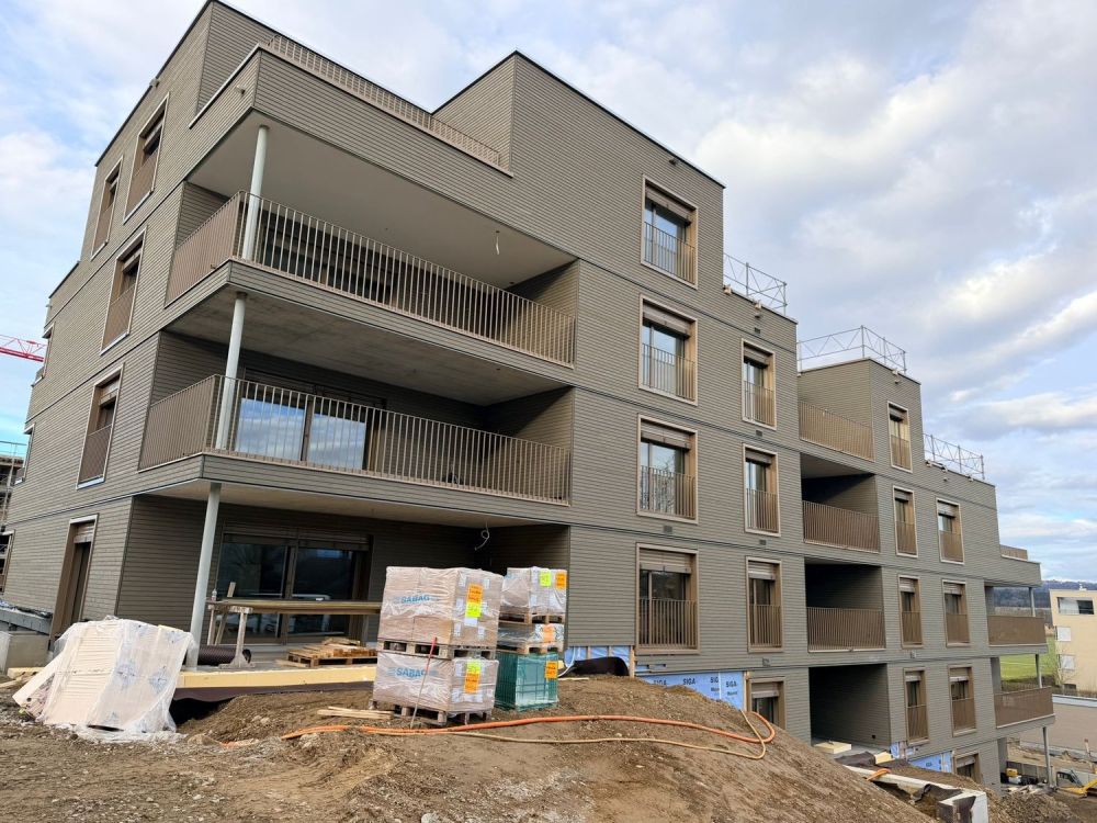 Erstbezug 4.5 Zimmer Attika-Wohnung in neuer Überbauung Roggächer Nord - Bild 2