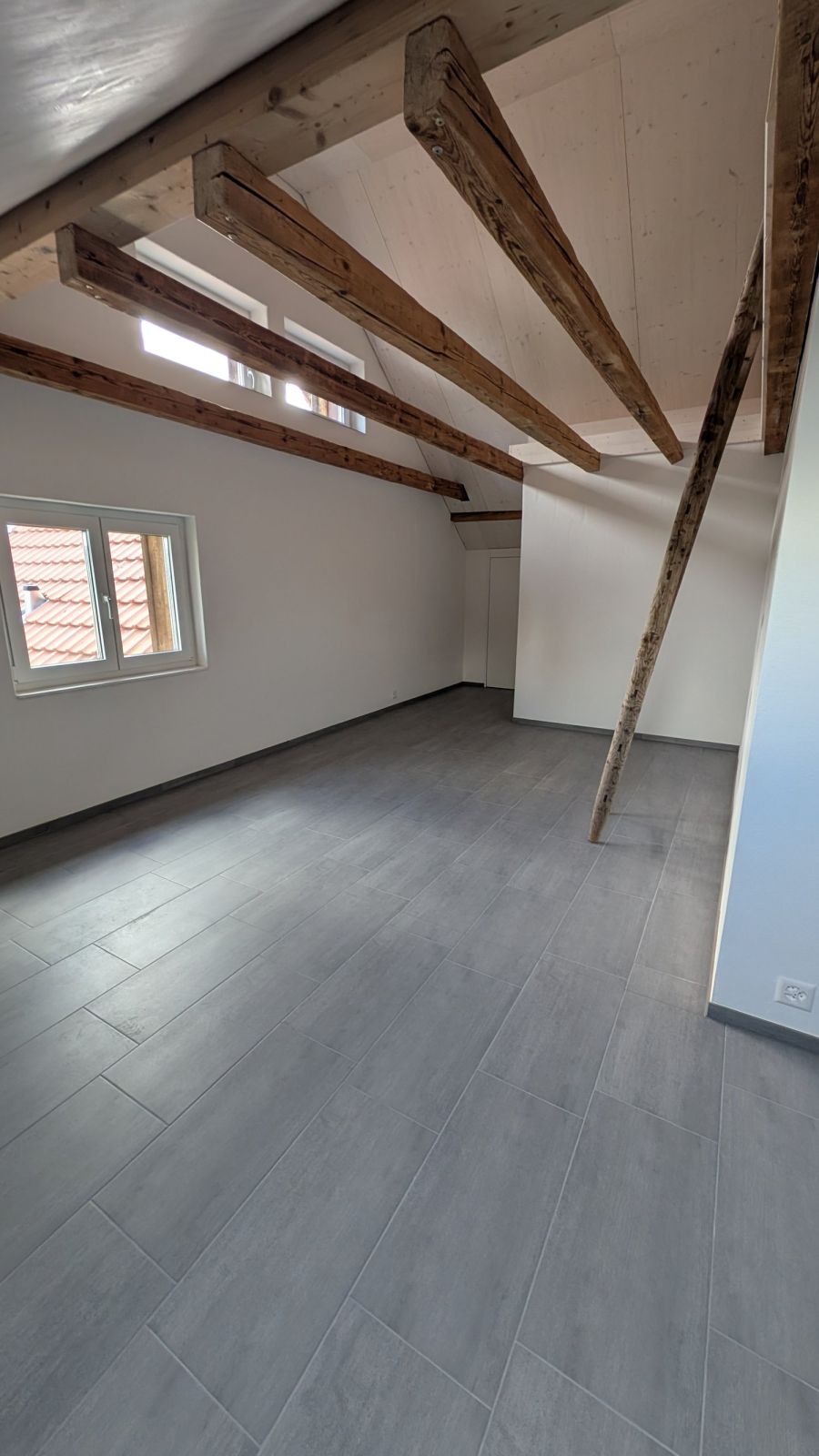 Neubau, moderne 2.5 - Zimmer Attika Wohnung im Eigentumsstandart - Bild 11