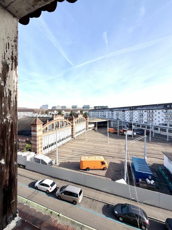 Erstbezug 2.5-Zimmer mit eigener WM/TU, grossem Balkon und Kellerabteil - Bild 6