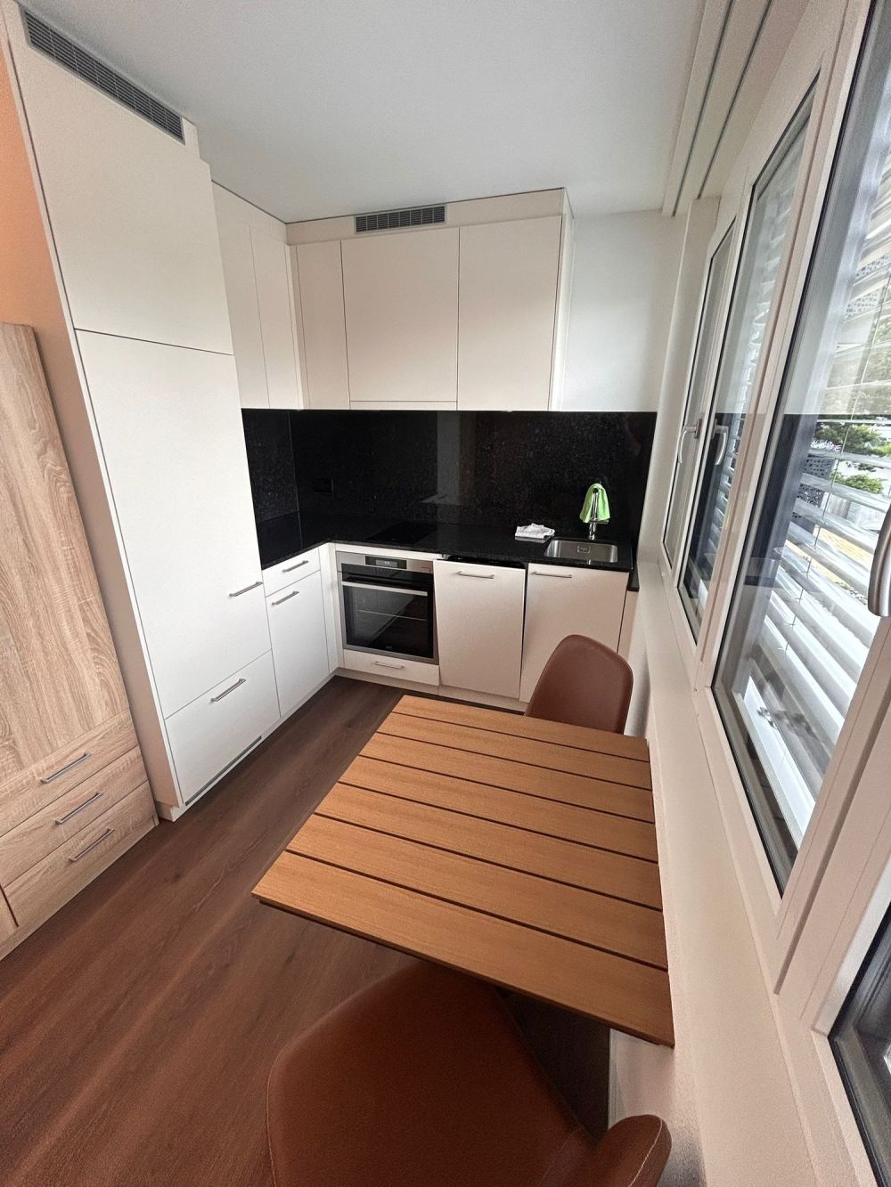 Möbliertes Studio-Apartment im Neubau – Russikon, Madetswilerstrasse 18 - Bild 2