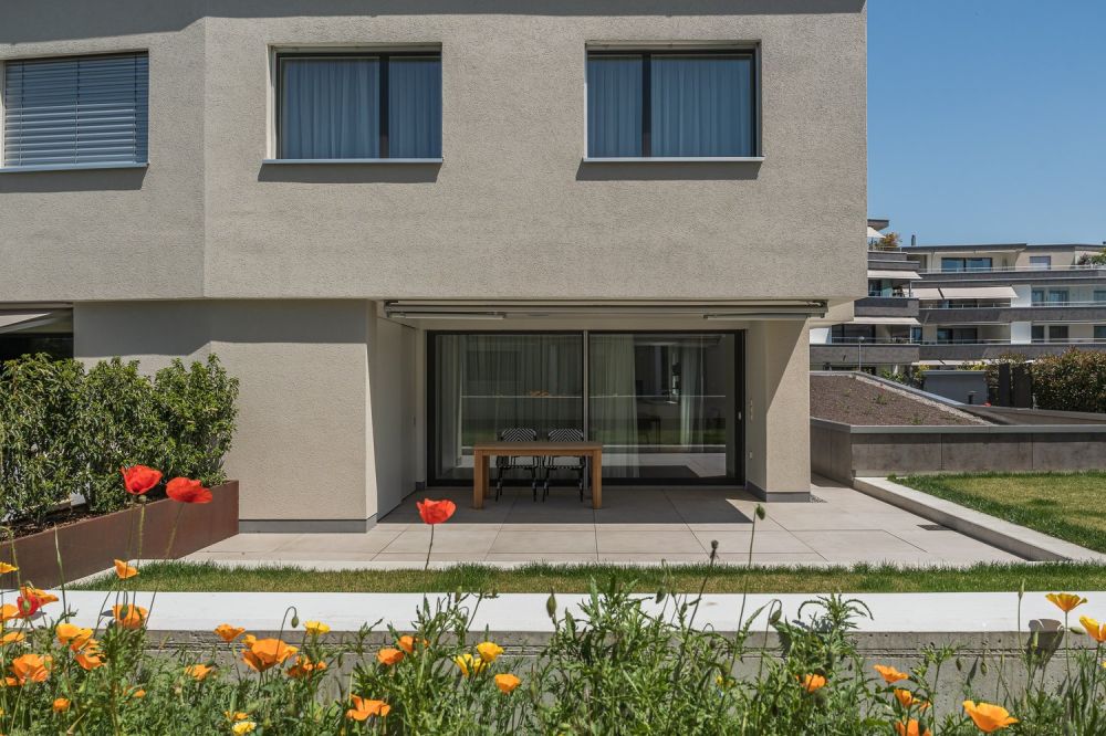 Exklusive möblierte Haushälfte mit Garten in Luzern - Bild 1