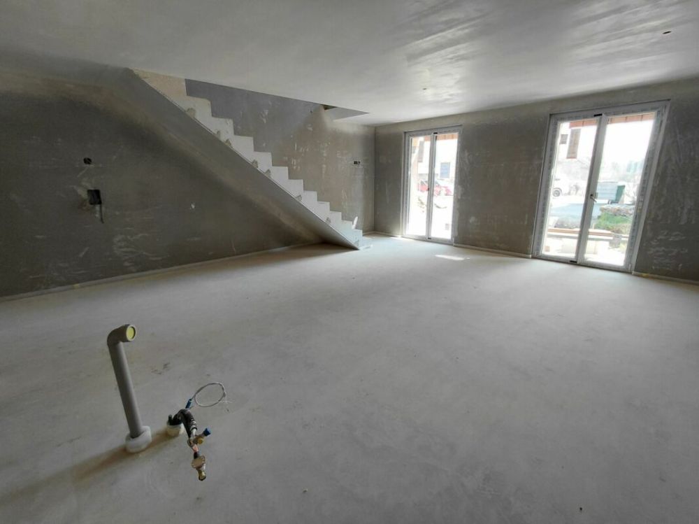 Erstbezug einer 2 1/2 Zimmer-Maisonettewohnung im Erdgeschoss/1. Obergeschoss - Bild 2