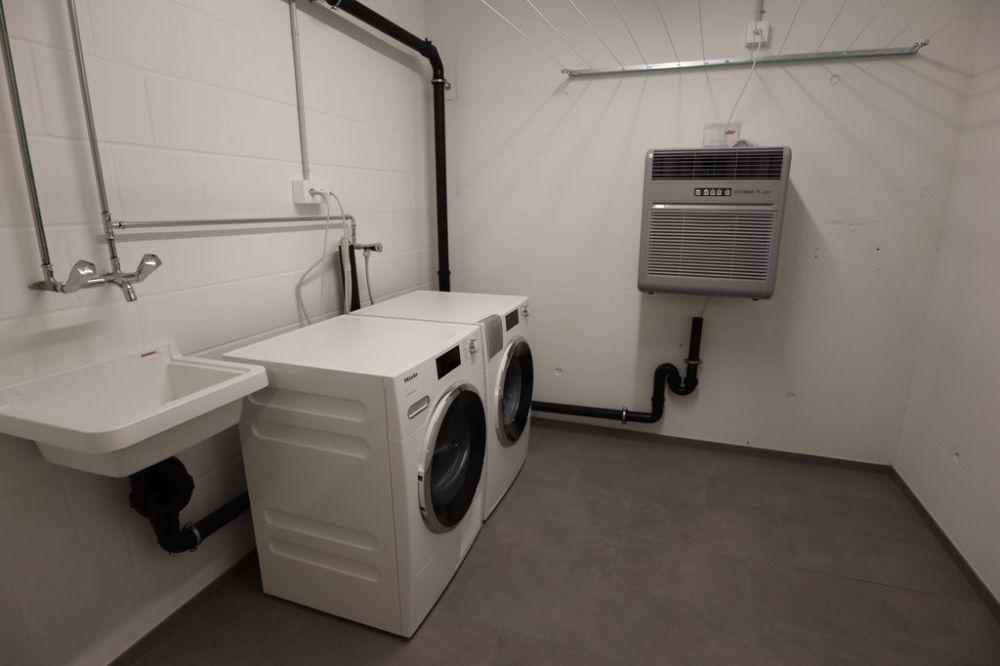 Moderne Gartenwohnung mit eigener Waschküche - Waschküche