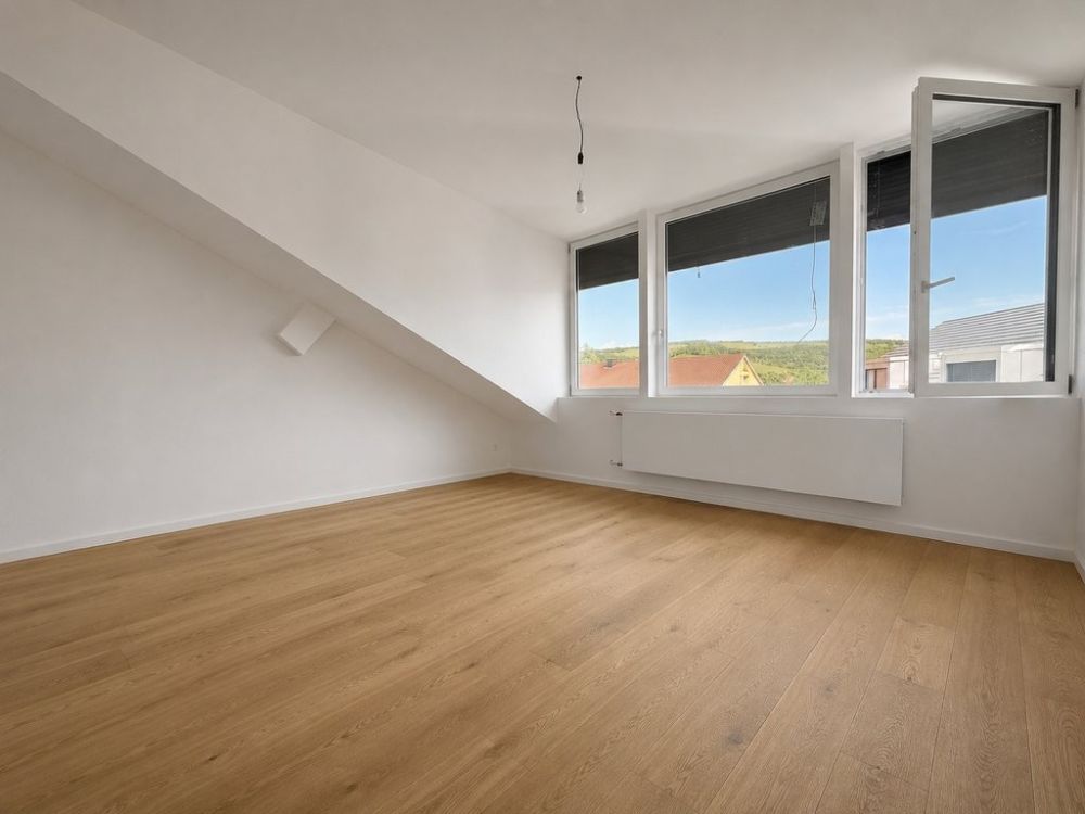 ERSTVERMIETUNG NACH UMBAU - GROSSZÜGIG UND MODERN - Bild 7