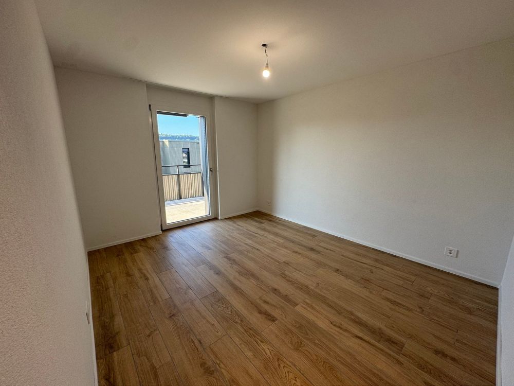 05596 - Appart. 3½ PCES - IMP. CHAMP-RIOND 8 - MATRAN - Bild 6