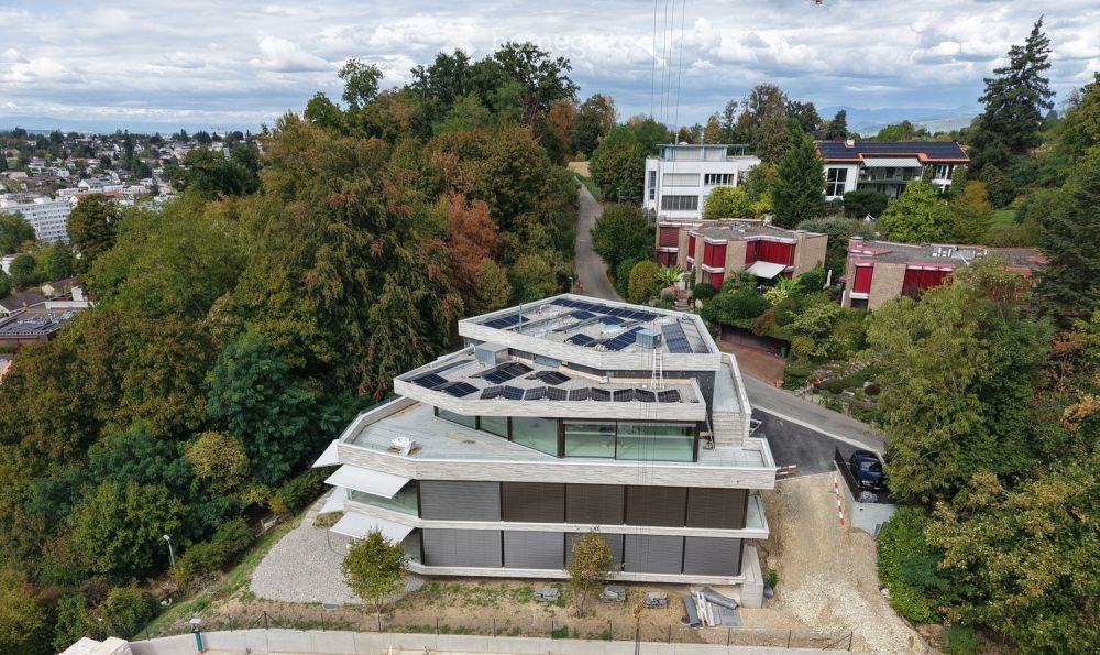Exklusive 7-Zimmer-Attikawohnung in Binningen - Neubau mit Minergie P-Standard - Bild 1