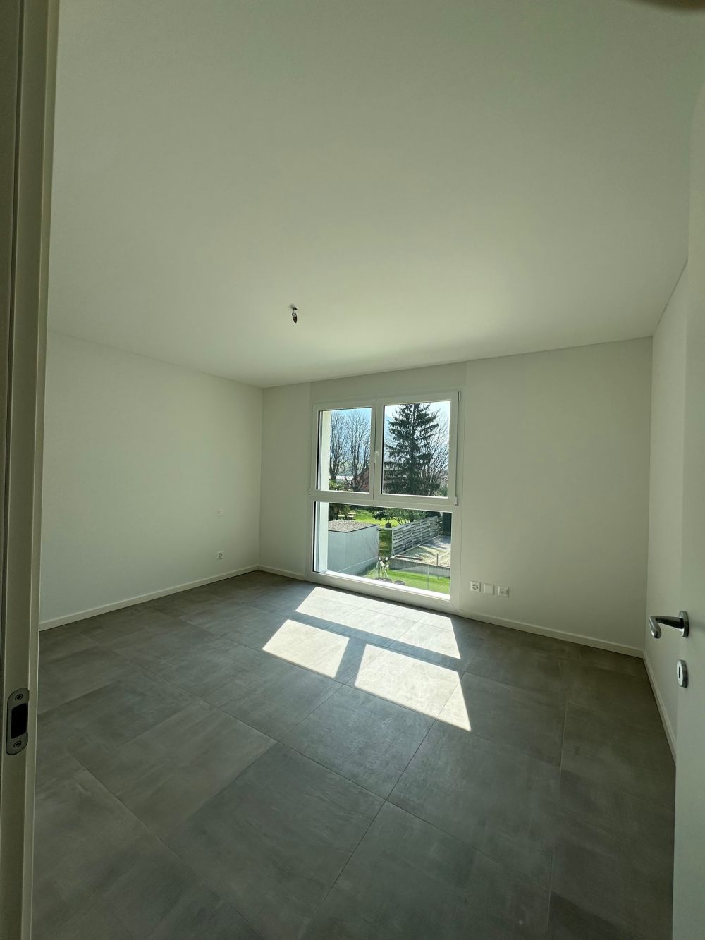 APP n 10 Appartamento 3.5 Camere secondo piano - Bild 5