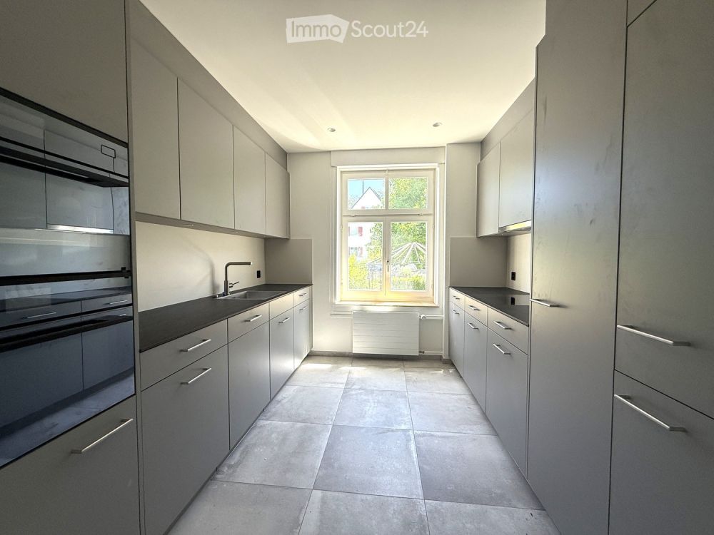 ERSTVERMIETUNG  |  exklusive 3.5-Zimmer-Wohnung mit grosser Terrasse an bester Lage - Bild 1