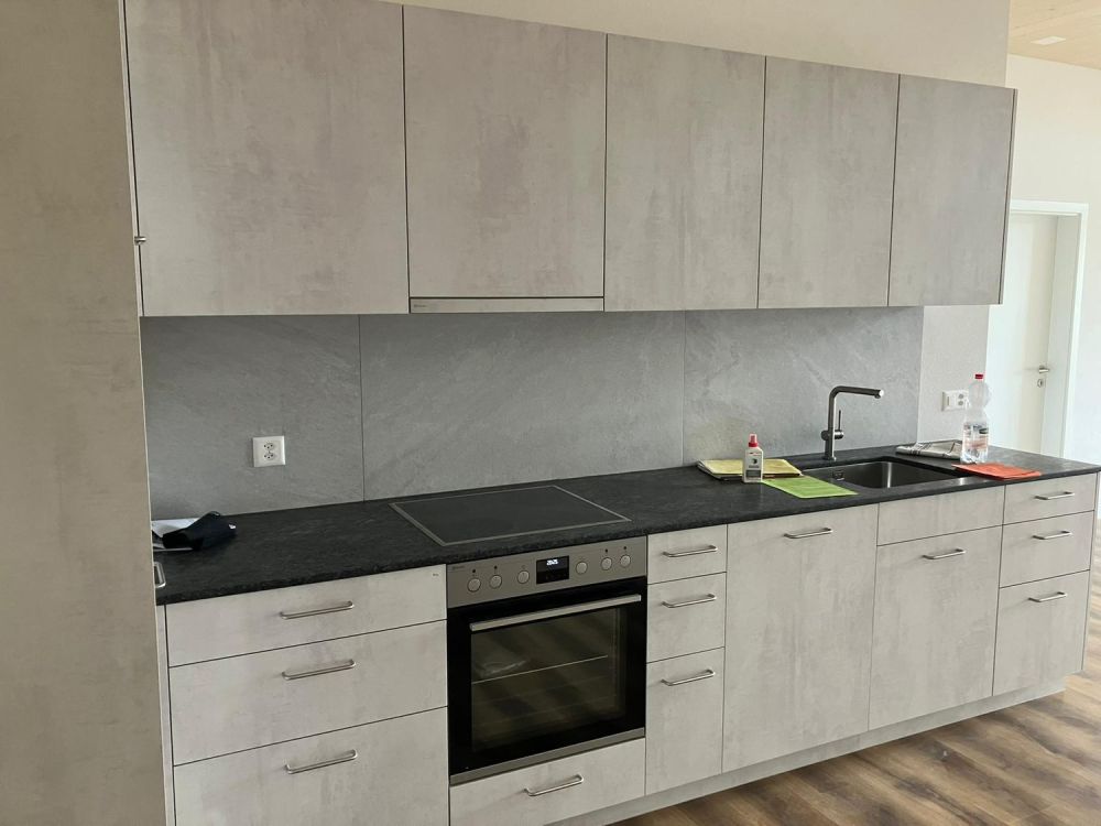 Helle 2.5 Zimmer Wohnung in einem Bauernhaus - Bild 2