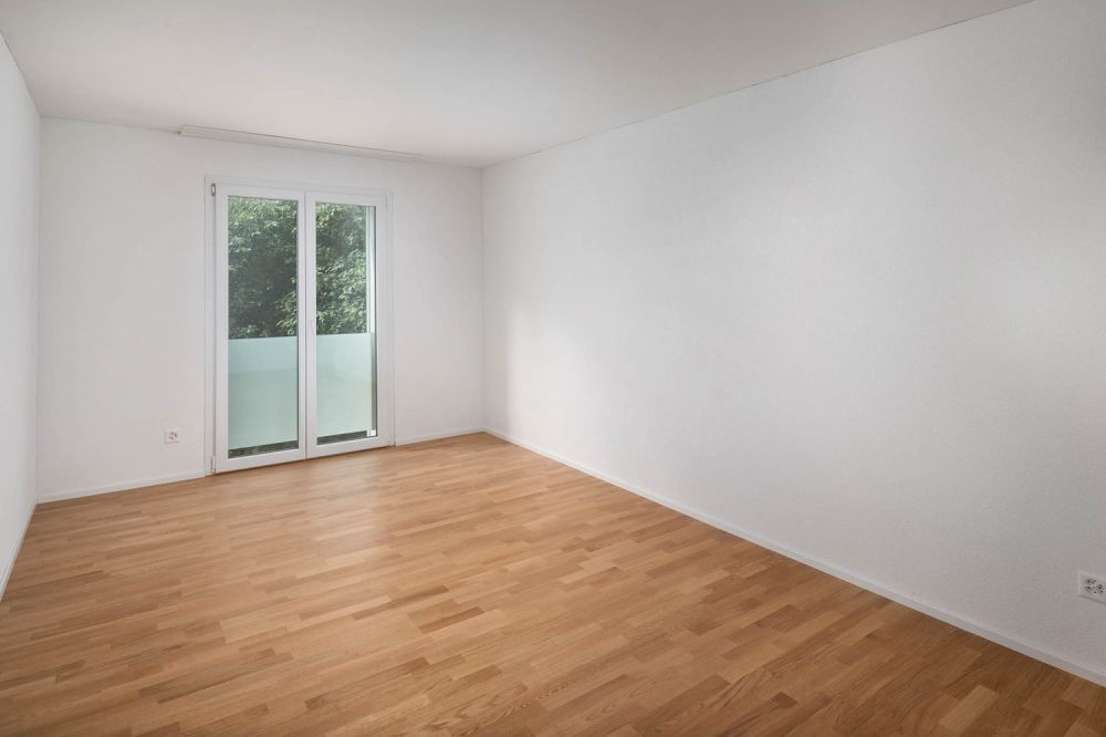 Moderne, frisch sanierte Wohnung mit unverbaubarer Seesicht - Zimmer gross