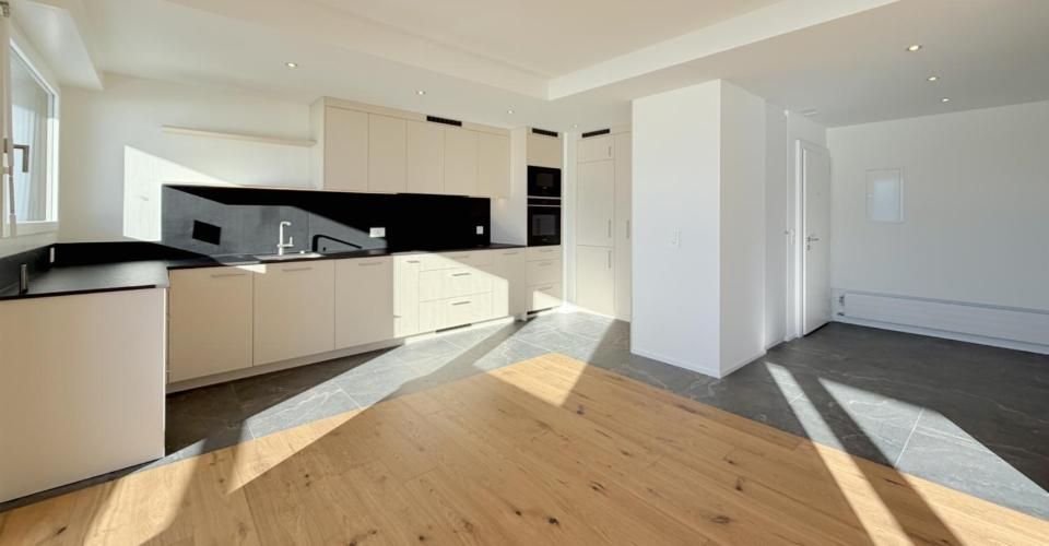 Location à l'année d'un duplex de luxe à Crans-Montana – Dernier étage, vue montagnes & pistes de ski - Duplex 4.5 pièces - image - 5