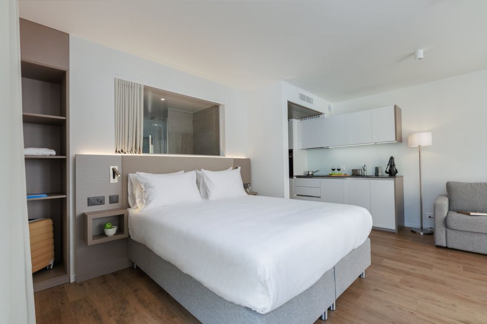 Studio Apartment with Sofa bed - Genève - Bild 4