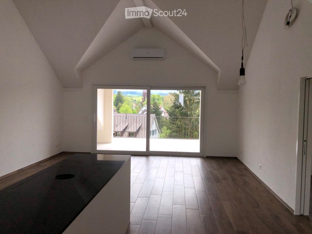 Helle 4.5 Zimmer Wohnung - Bild 3