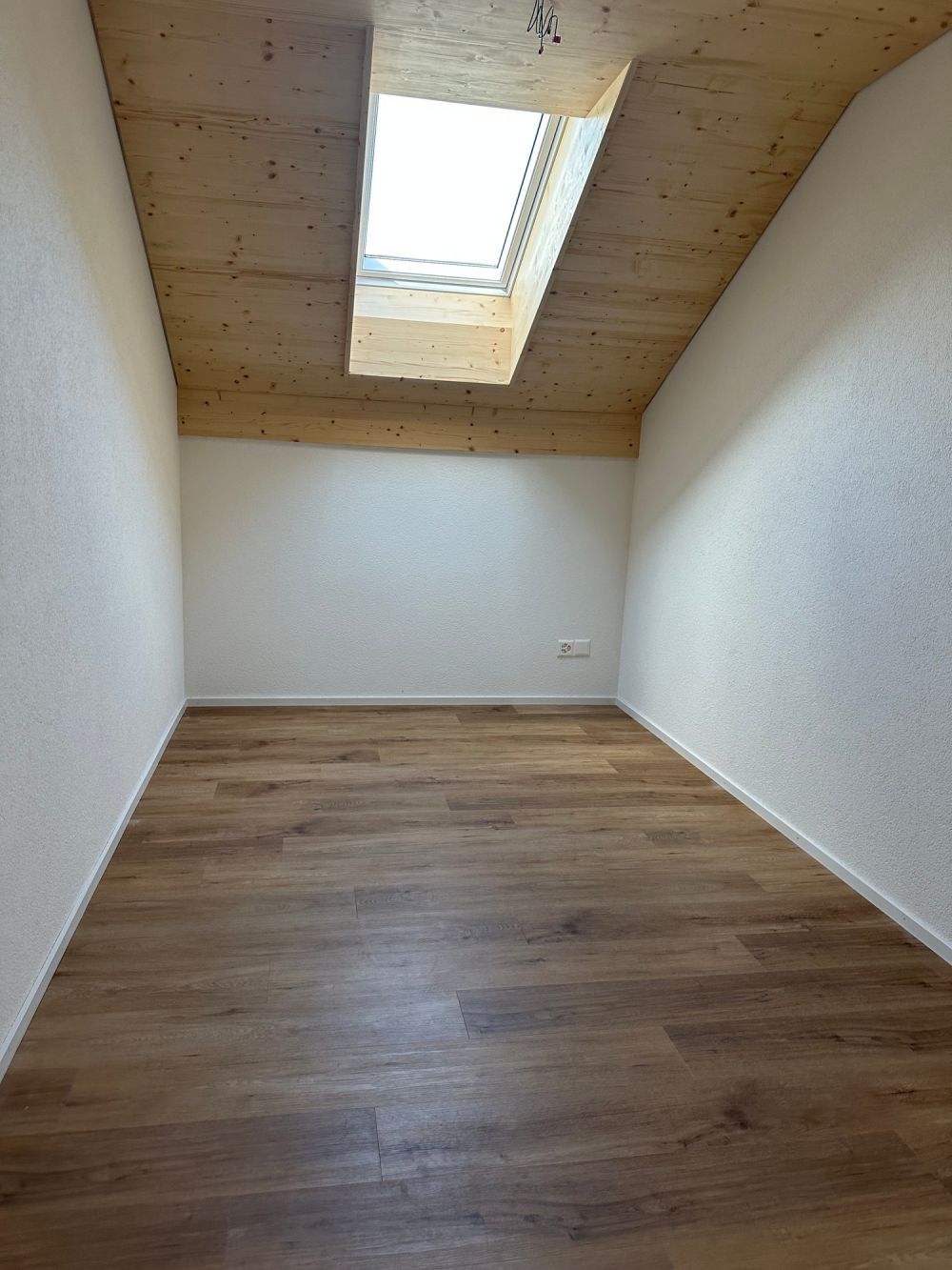 Moderne 5.5-Zimmer-Neubau-Einfamilienhaus mit Bergblick in Muemliswil - Bild 13