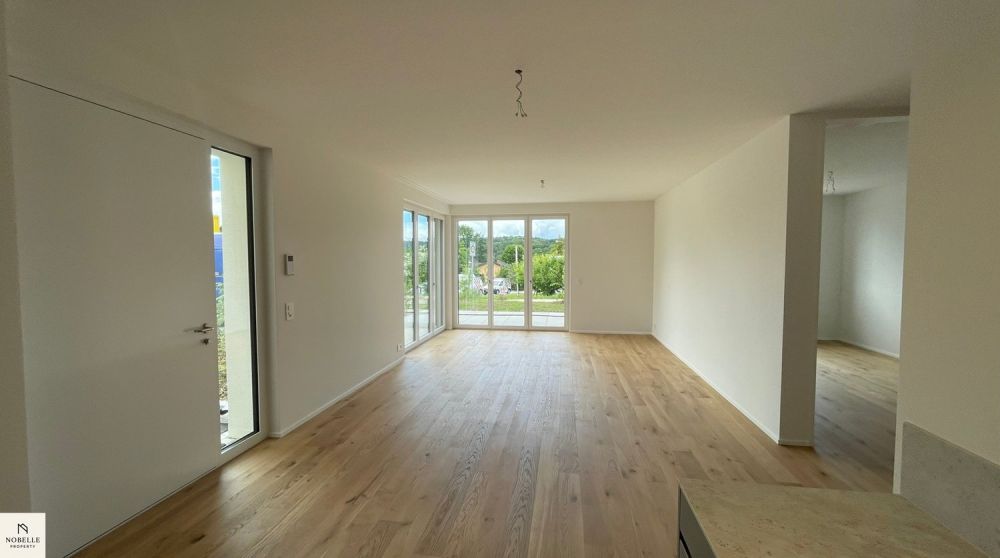 Sonnig, modern und hochwertig – 2.5 Zimmer Wohnung mit unverbaubarer Aussicht - Bild 4